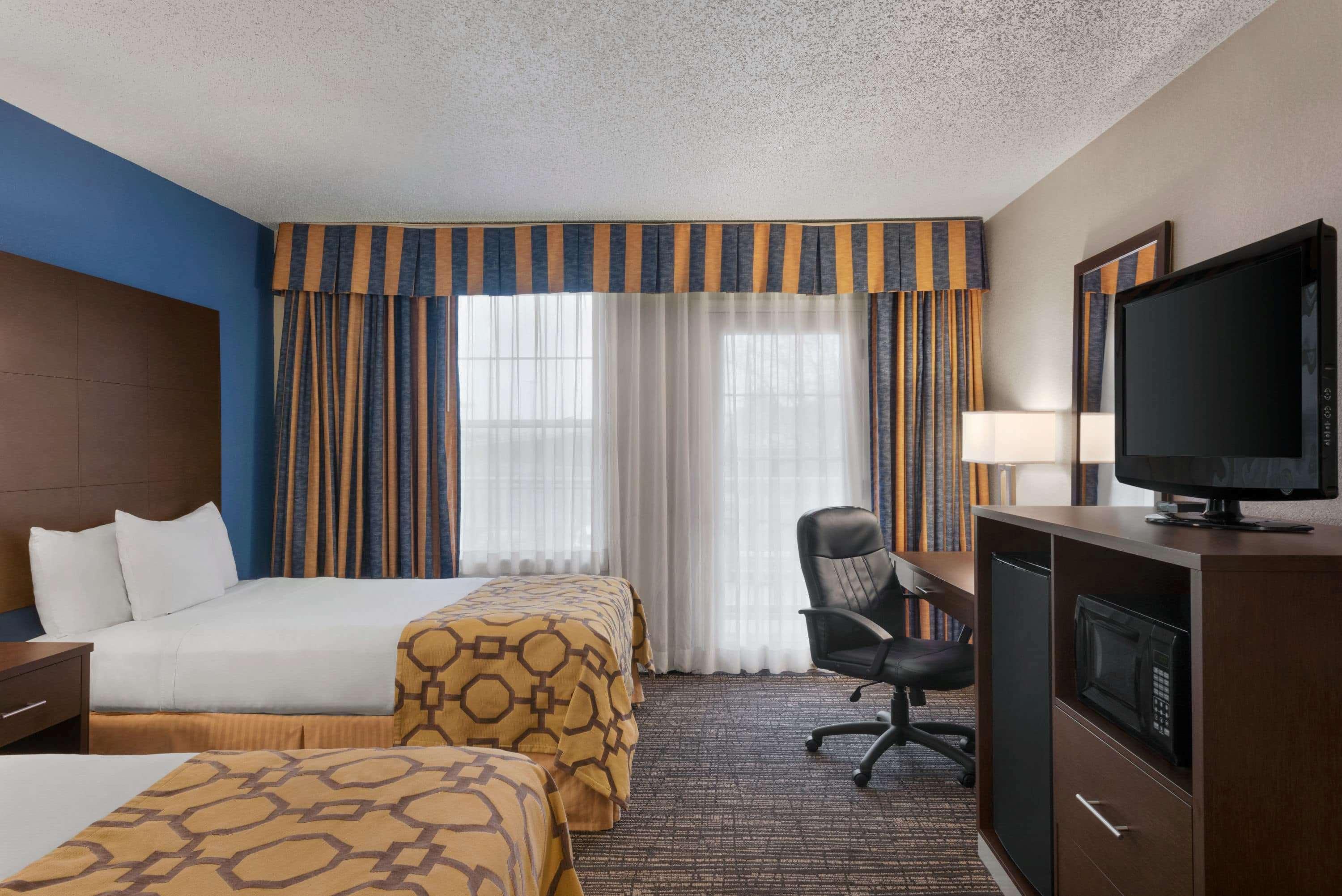 Отель Baymont By Wyndham Washington Экстерьер фото